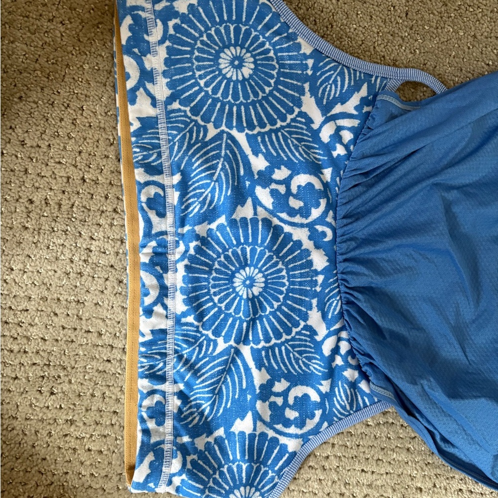 lululemon athletica Blue Tank Top - Picture 3 of 4